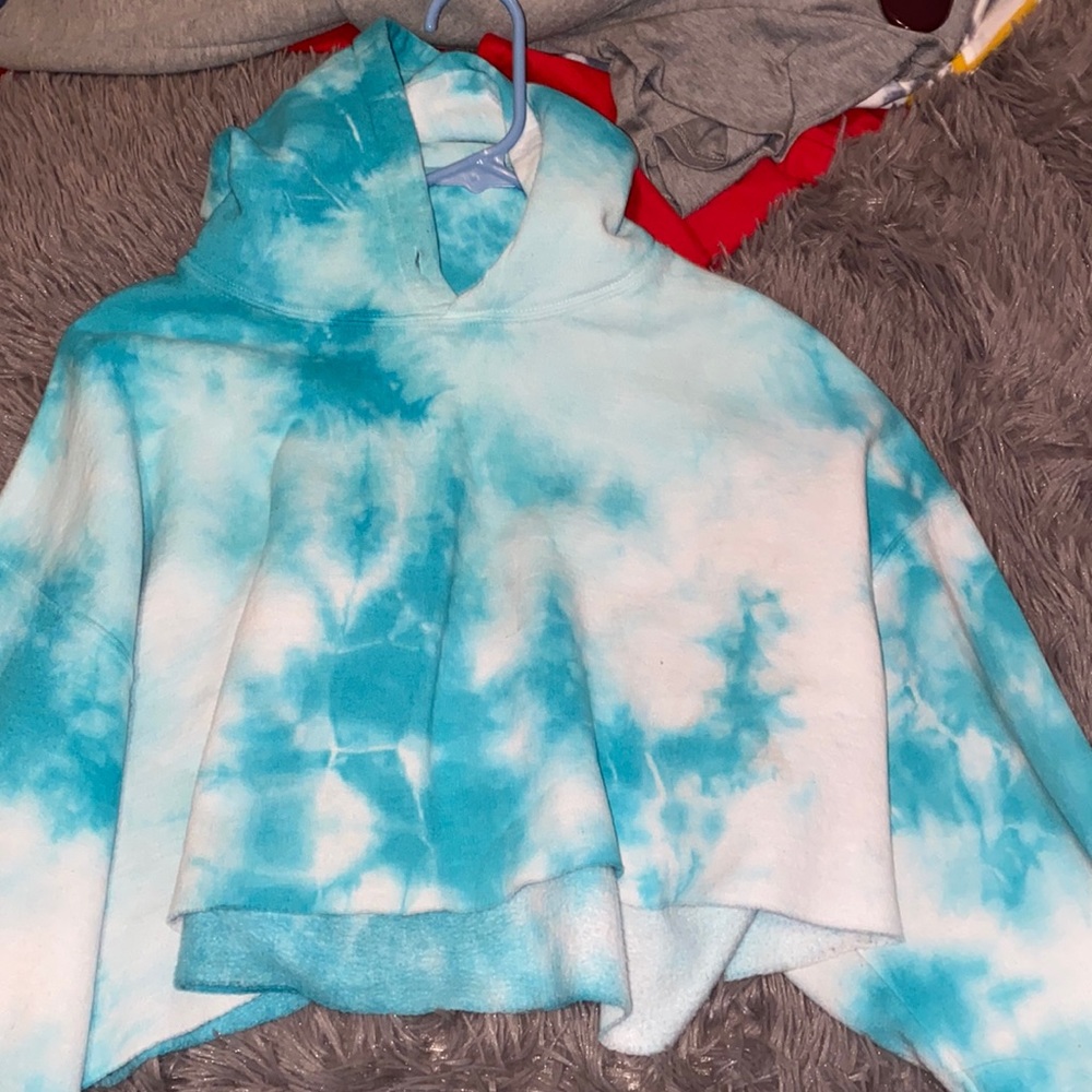 Cropped sweatshirt